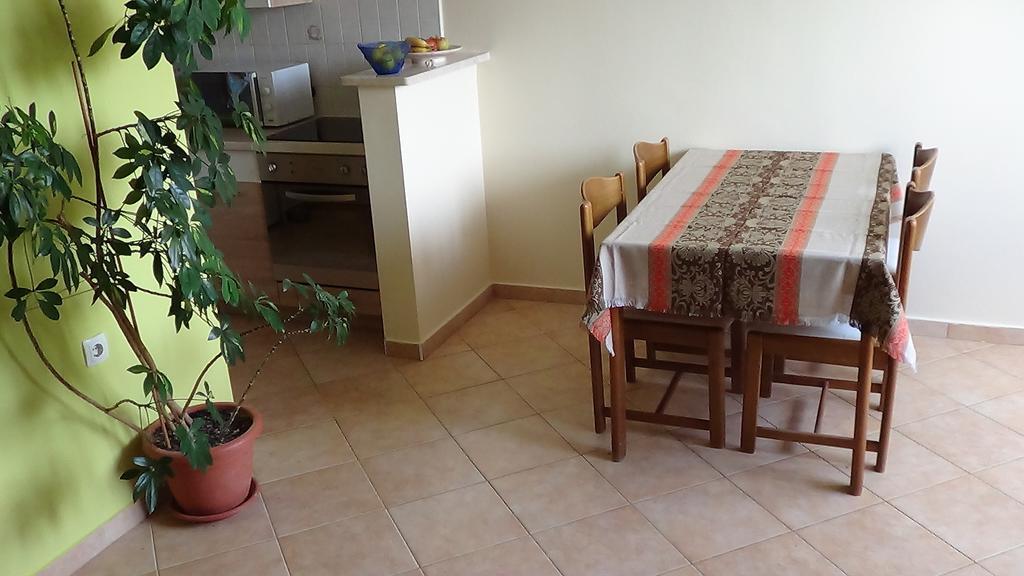 Apartment Bella Split Bilik gambar